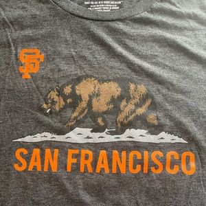 SF Giants T shirt. Size Large.